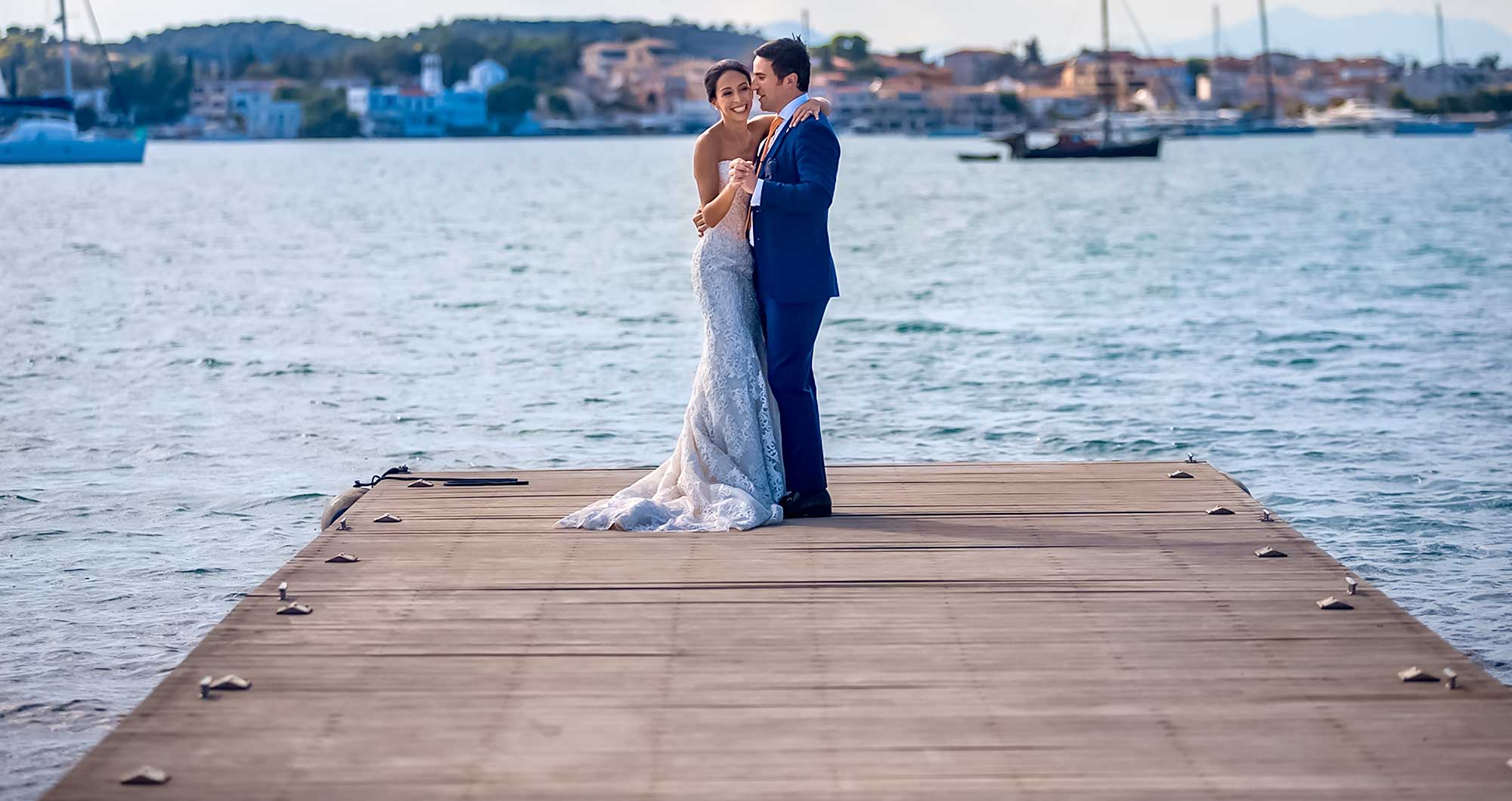 Tips-For-Brides-for-a-Greece-Wedding